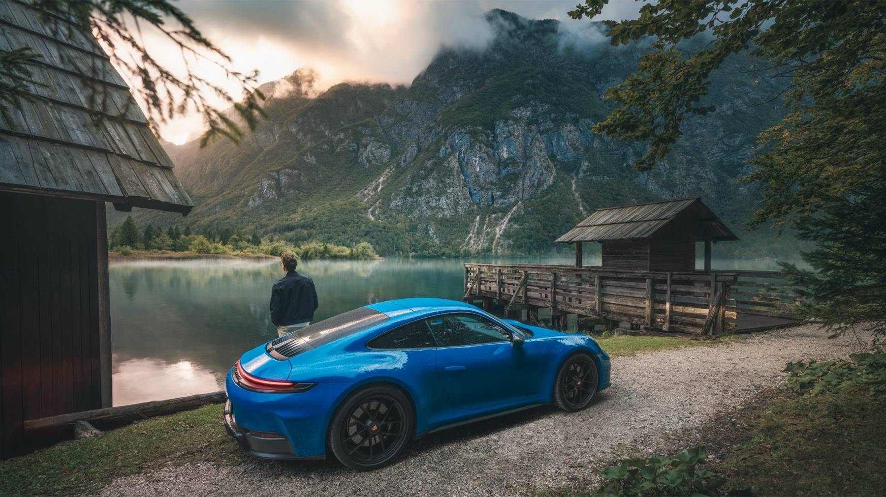 Porsche Approved Warranty key visual